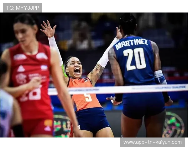 塞尔维亚女排重扣连续命中，彻底打穿防守