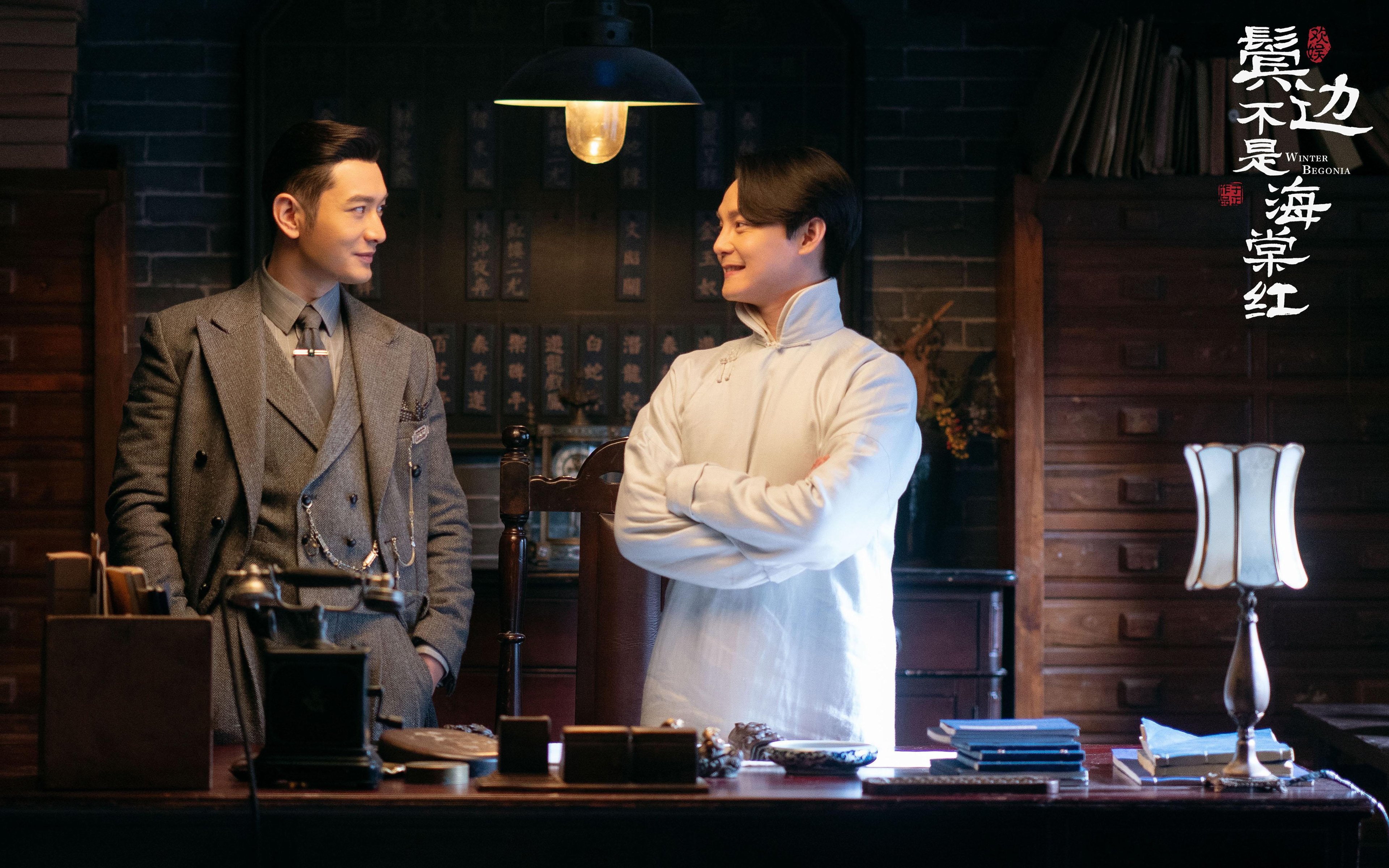 李冰洁摘金 女子自由泳再传捷报，李冰洁游泳冠军