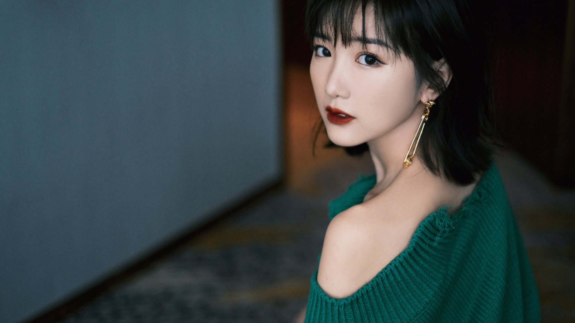 开云体育网址-曹缘男子3米跳板赛场表现稳健，曹缘 跳台跳板