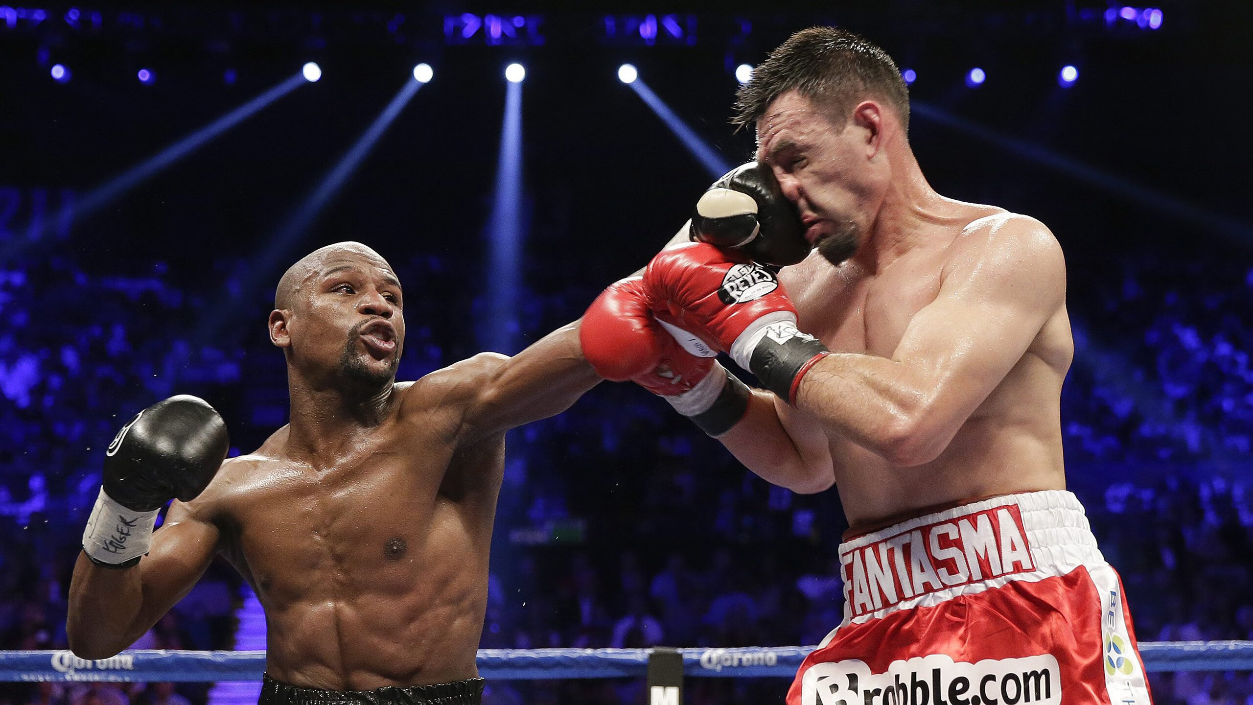 开云体育网站-莱德基800米自由泳决赛展现绝对统治力，莱德基自由泳 水下视频